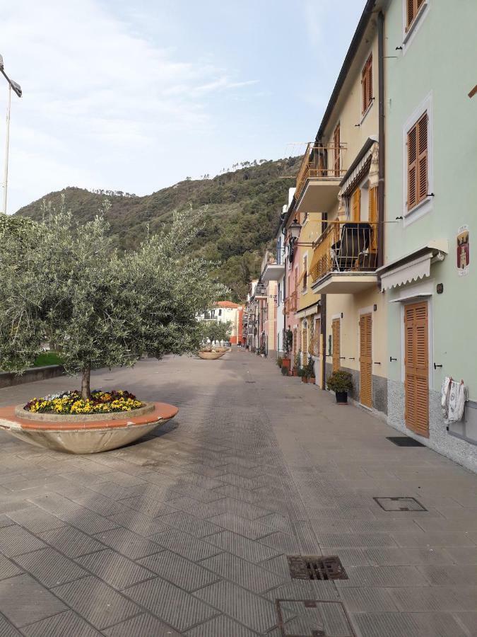 Riva Beach House Sestri Levante Bagian luar foto