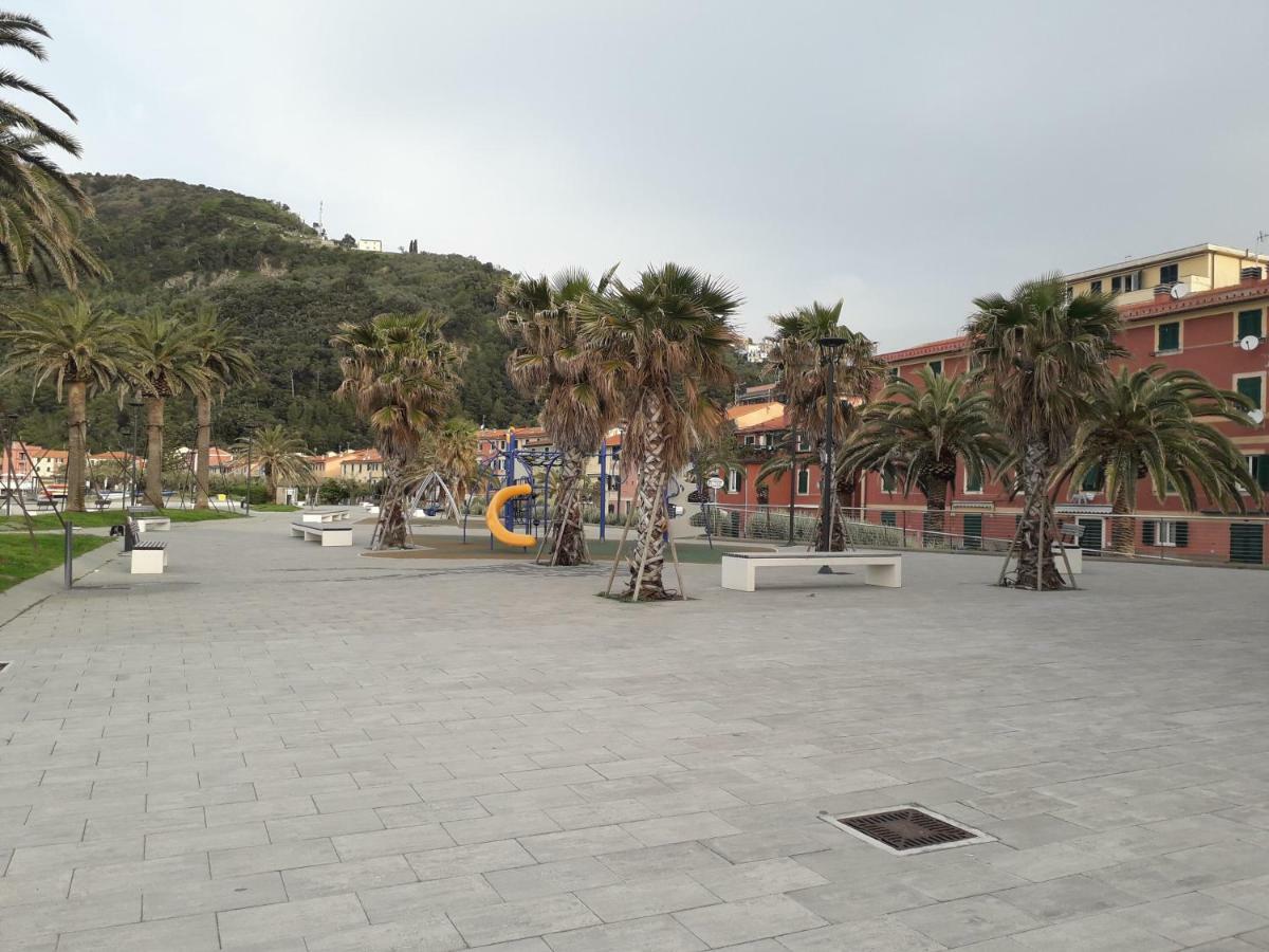 Riva Beach House Sestri Levante Bagian luar foto